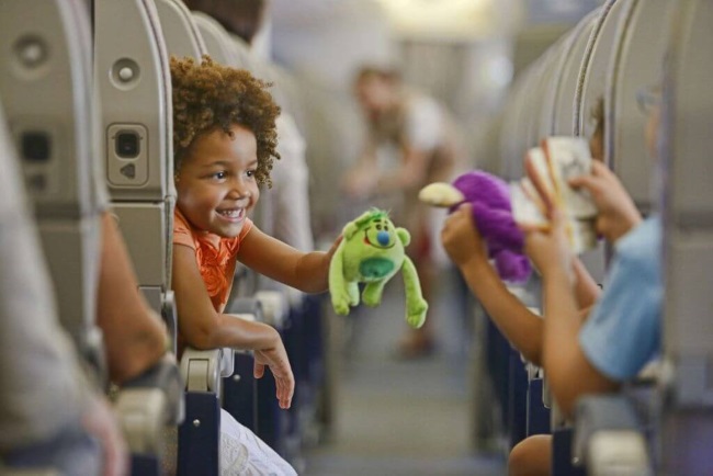 Путешествие на самолете с ребенком
